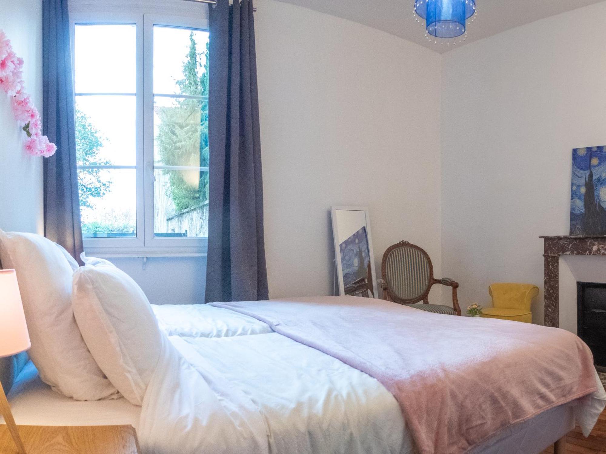 L'Amour De La Paix - Centre-Ville - Jardin - Proche Gare - Tv65"Primevideo - Ambiance Tres Chaleureuse - Parking Gratuit Sous-Video Surveillance Proche - Gere Par Presta-Zen'Services Verdun-sur-Meuse Exterior foto