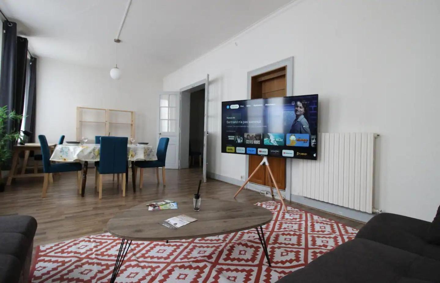 L'Amour De La Paix - Centre-Ville - Jardin - Proche Gare - Tv65"Primevideo - Ambiance Tres Chaleureuse - Parking Gratuit Sous-Video Surveillance Proche - Gere Par Presta-Zen'Services Verdun-sur-Meuse Quarto foto