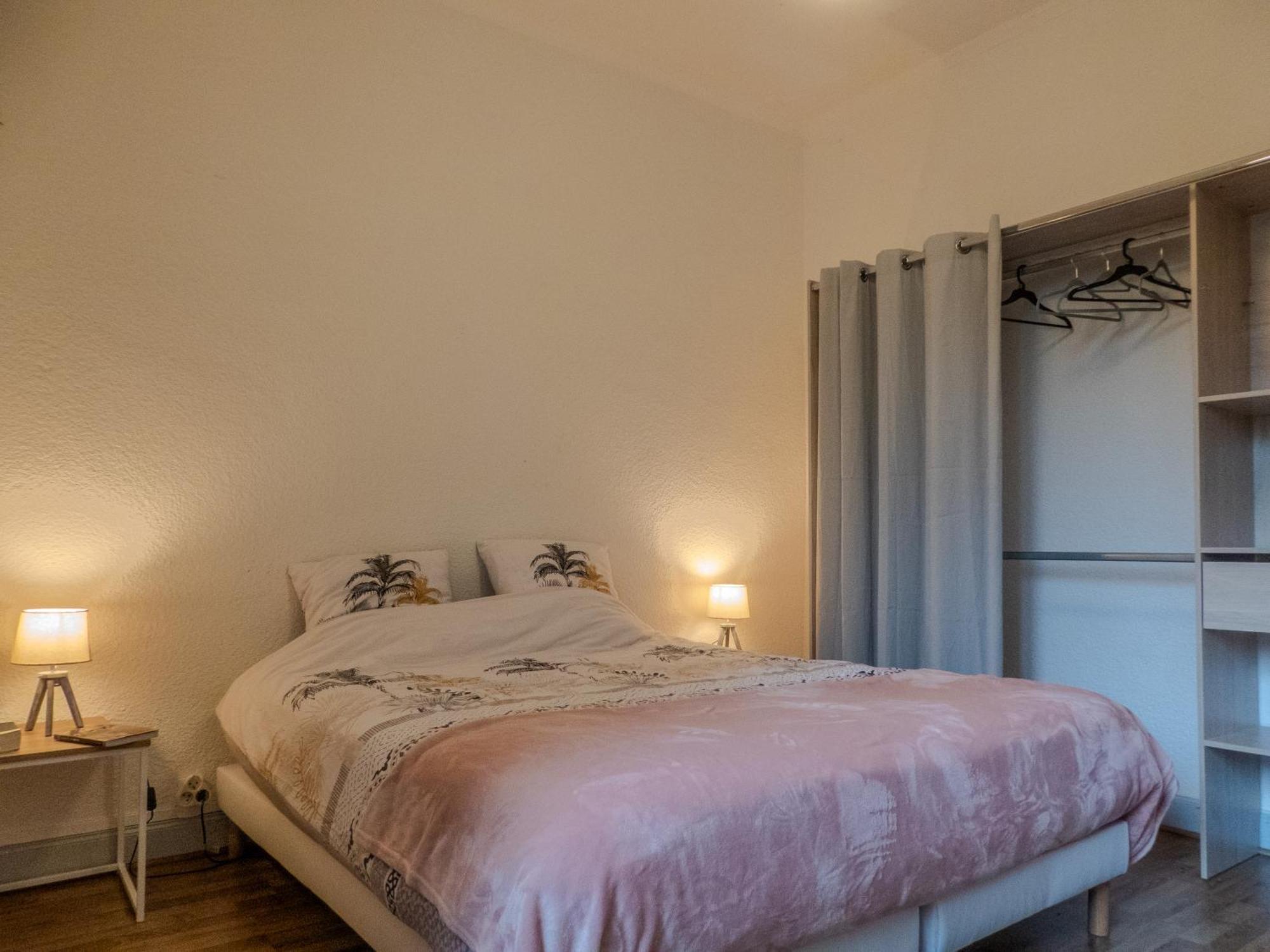 L'Amour De La Paix - Centre-Ville - Jardin - Proche Gare - Tv65"Primevideo - Ambiance Tres Chaleureuse - Parking Gratuit Sous-Video Surveillance Proche - Gere Par Presta-Zen'Services Verdun-sur-Meuse Exterior foto